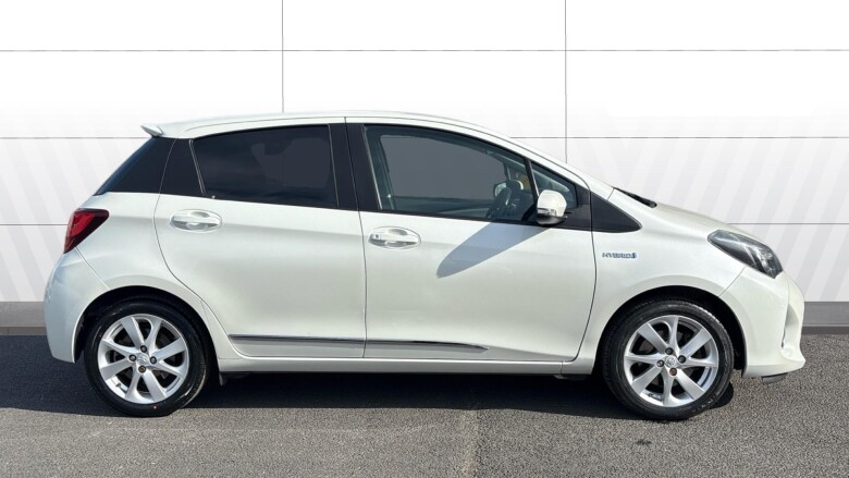 Toyota Yaris 1.5 Hybrid Sport 5dr CVT Hybrid Hatchback